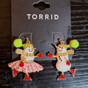 Adorable Snowpeople/Christmas earrings From Torrid